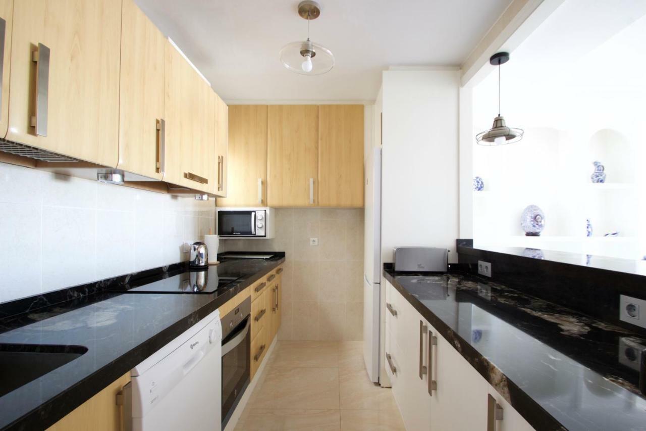 R&E Apartment 托雷莫利诺斯 外观 照片